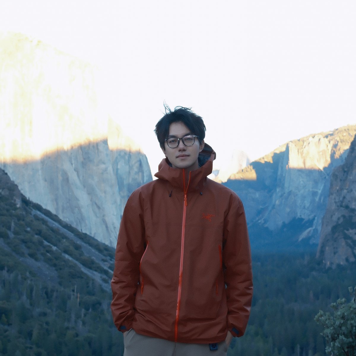 Portrait of Wenhao Zhang